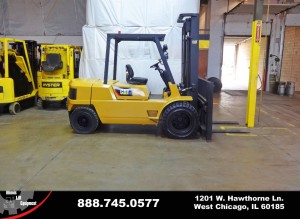 2000 Caterpillar DP45 Forklift On Sale in Arizona