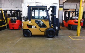 2004 Caterpillar P5000 Forklift on Sale in Arizona